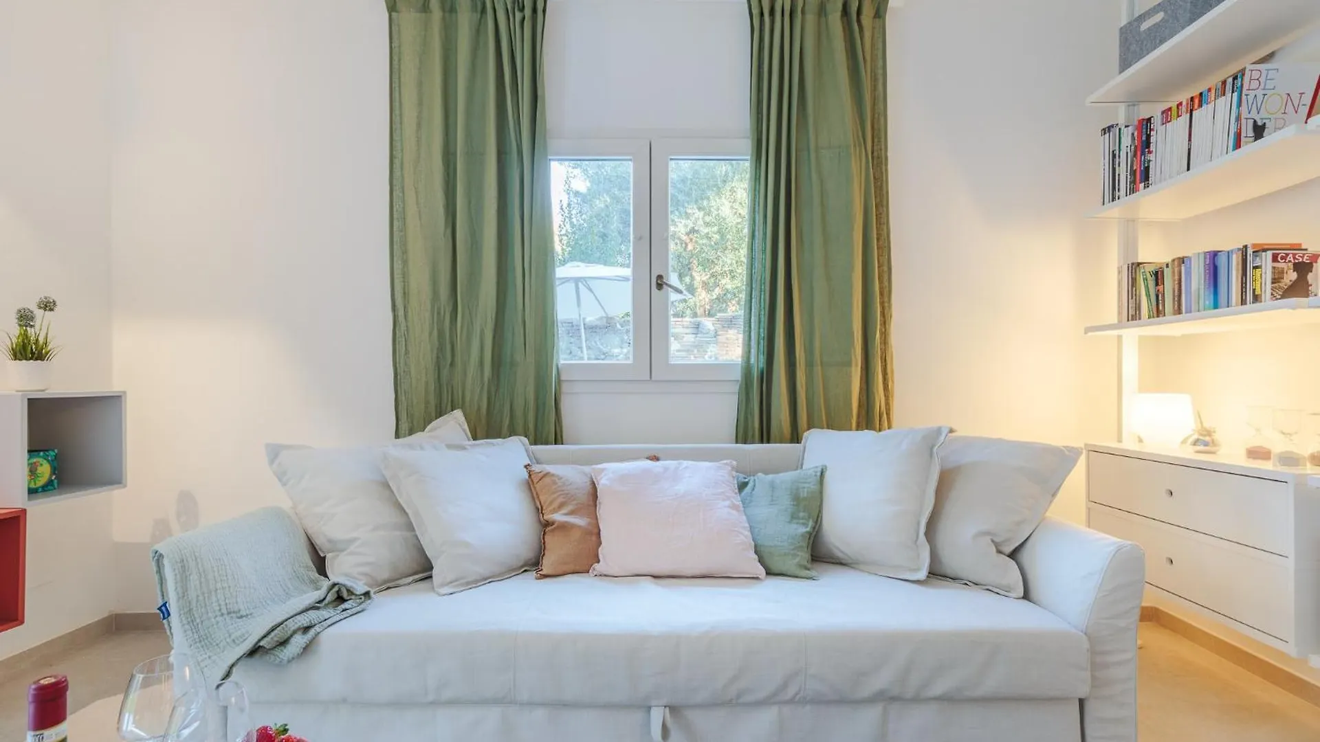 The City Oasis, A Villa Inside Lucca With Private 0*,